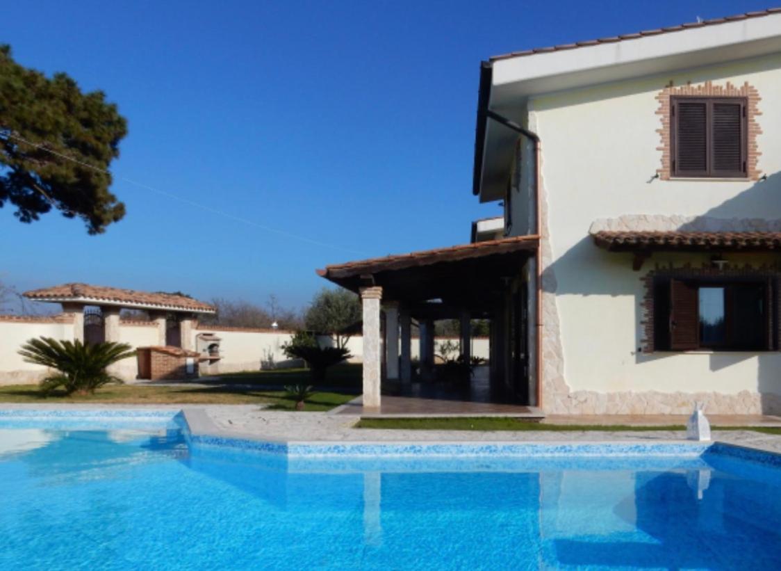 Gold House Luxury Anzio Villa Exteriör bild