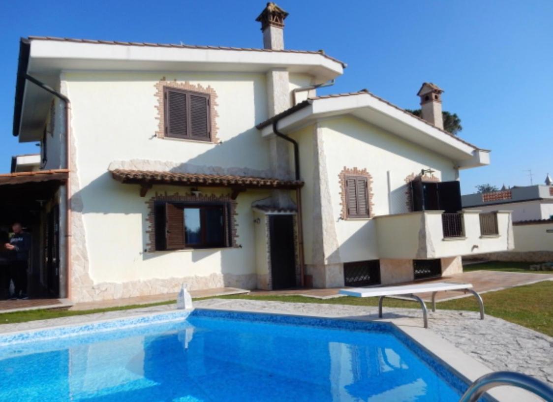Gold House Luxury Anzio Villa Exteriör bild