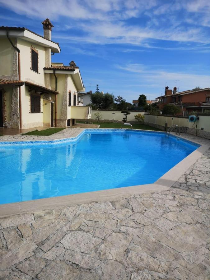 Gold House Luxury Anzio Villa Exteriör bild