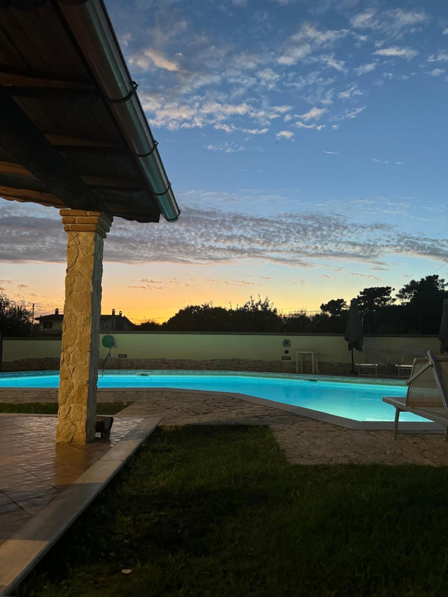 Gold House Luxury Anzio Villa Exteriör bild
